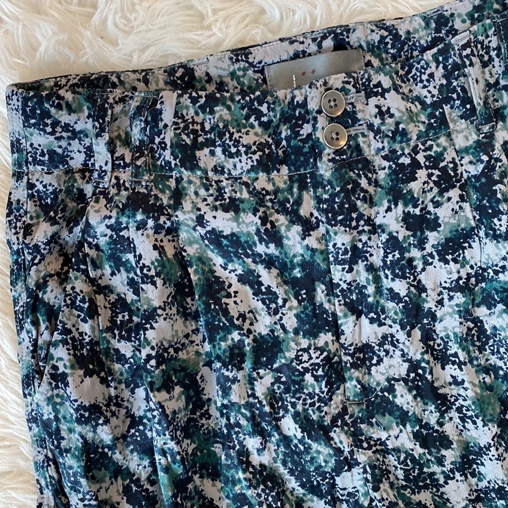 Anthropologie Diandra Pleated Joggers in Green Motif - Picture 12 of 14